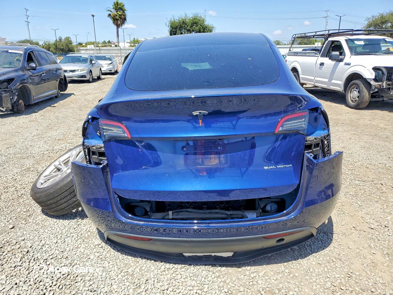 Tesla Model Y 2023