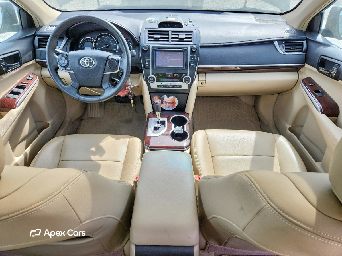 Toyota Camry 2012