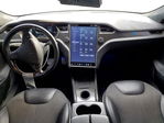 Tesla Model S 2015