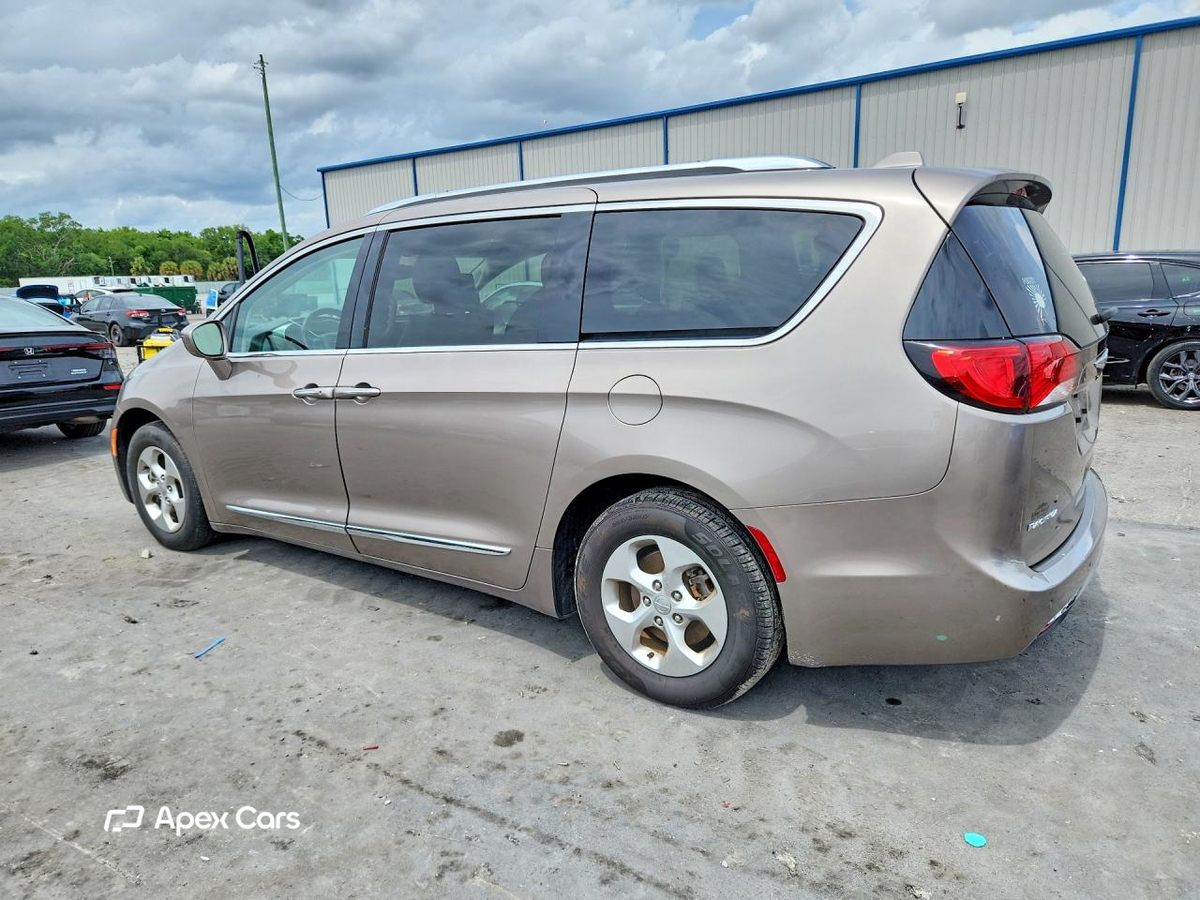 Chrysler Pacifica 2017