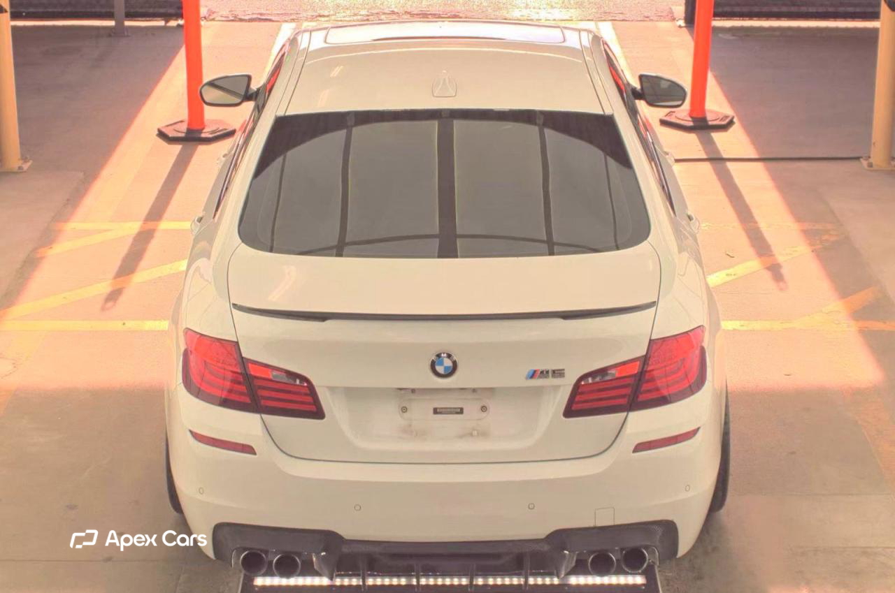 BMW M5 2013