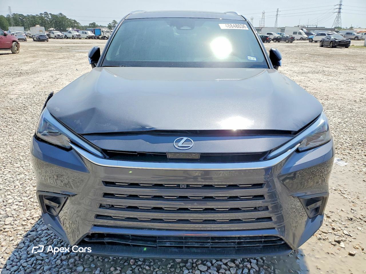 Lexus TX 2025