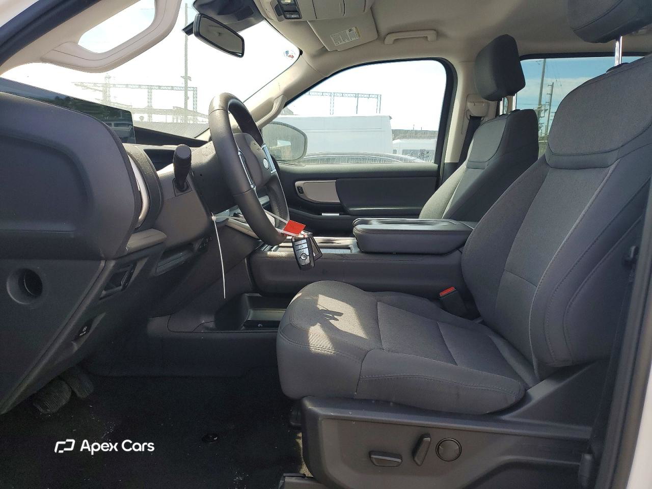 Ford Expedition 2025