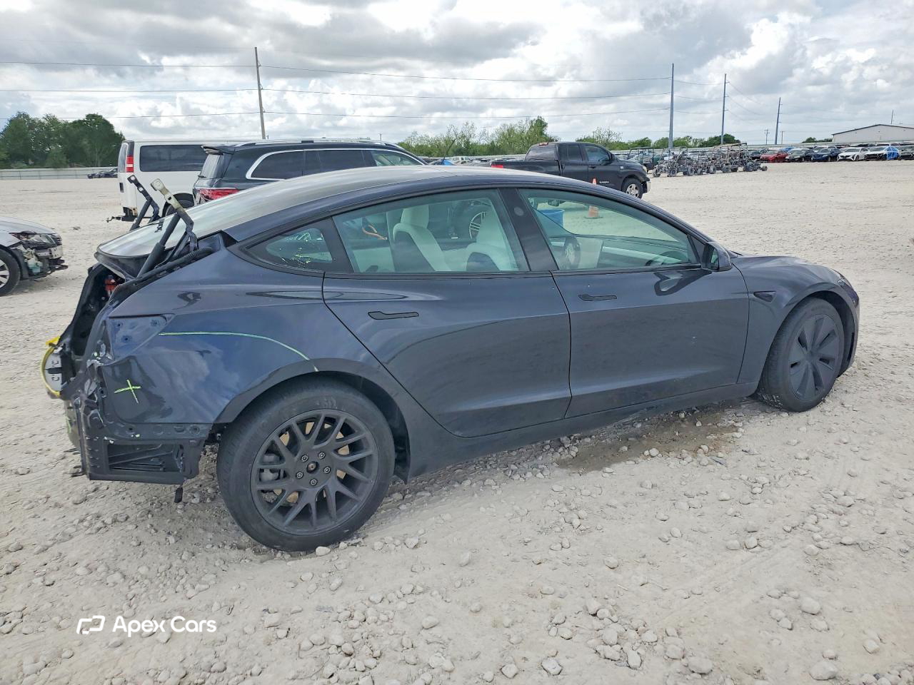 Tesla Model 3 2024