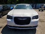 Chrysler 300 2018