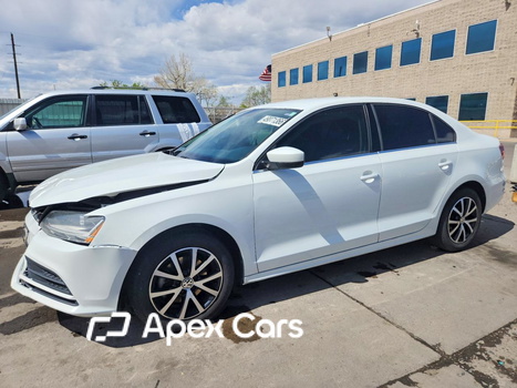 Volkswagen Jetta 2017 - Image 1 of 13