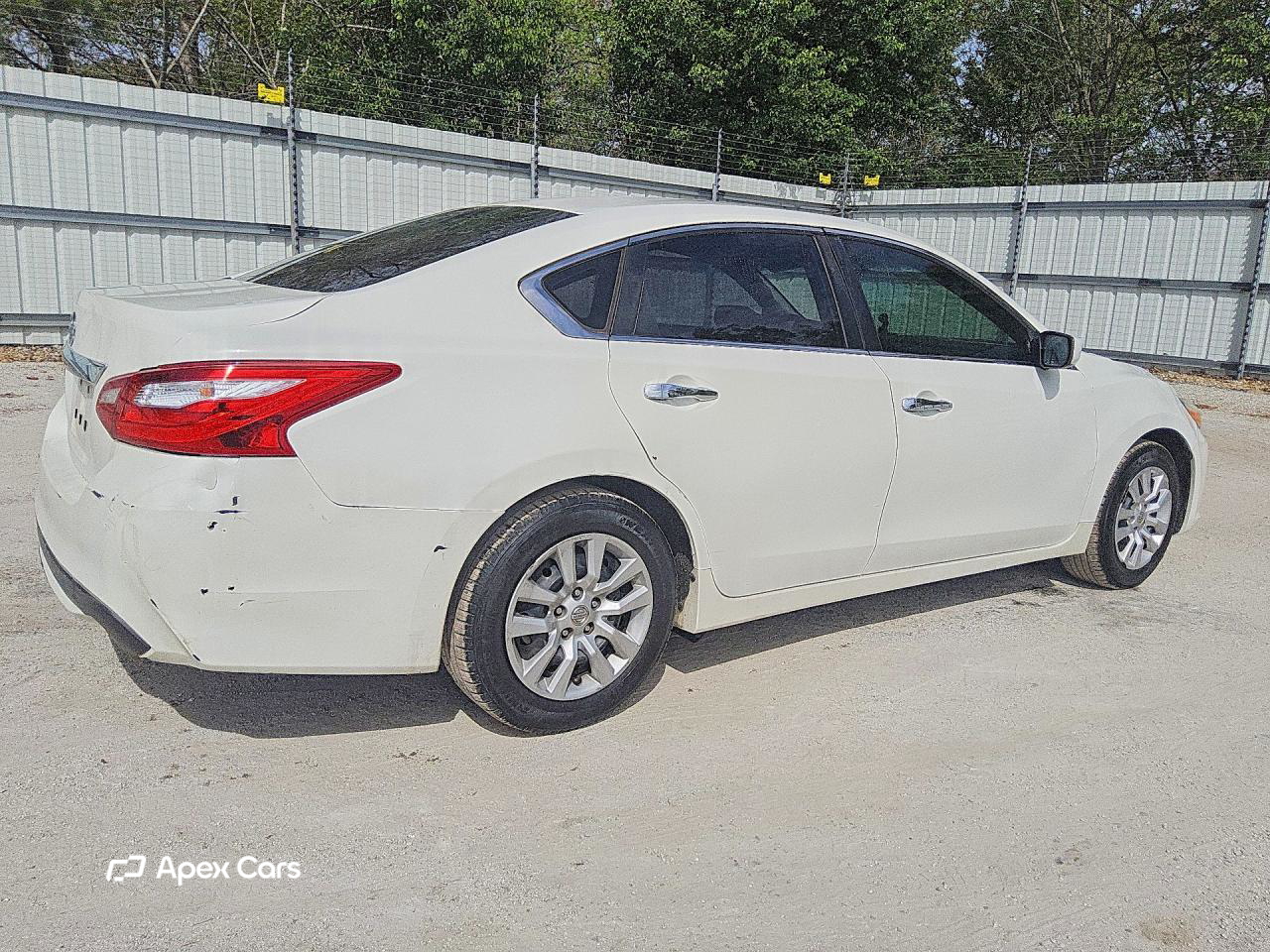 Nissan Altima 2016