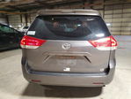 Toyota Sienna 2011