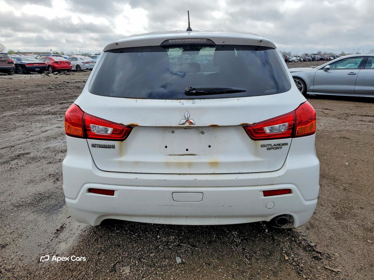 Mitsubishi Outlander 2012