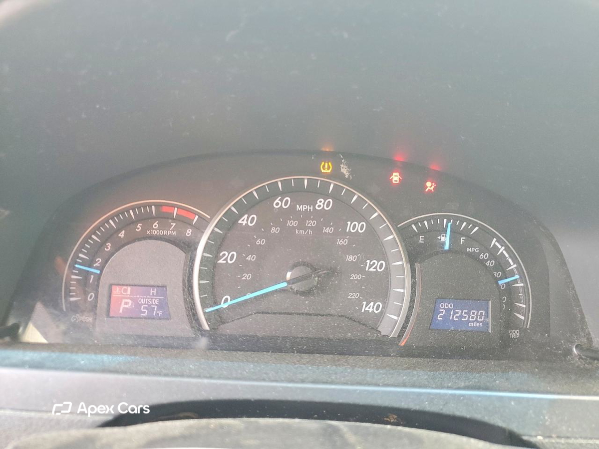Toyota Camry 2012