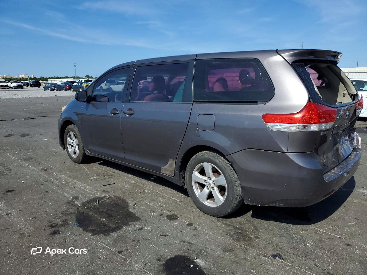 Toyota Sienna 2011