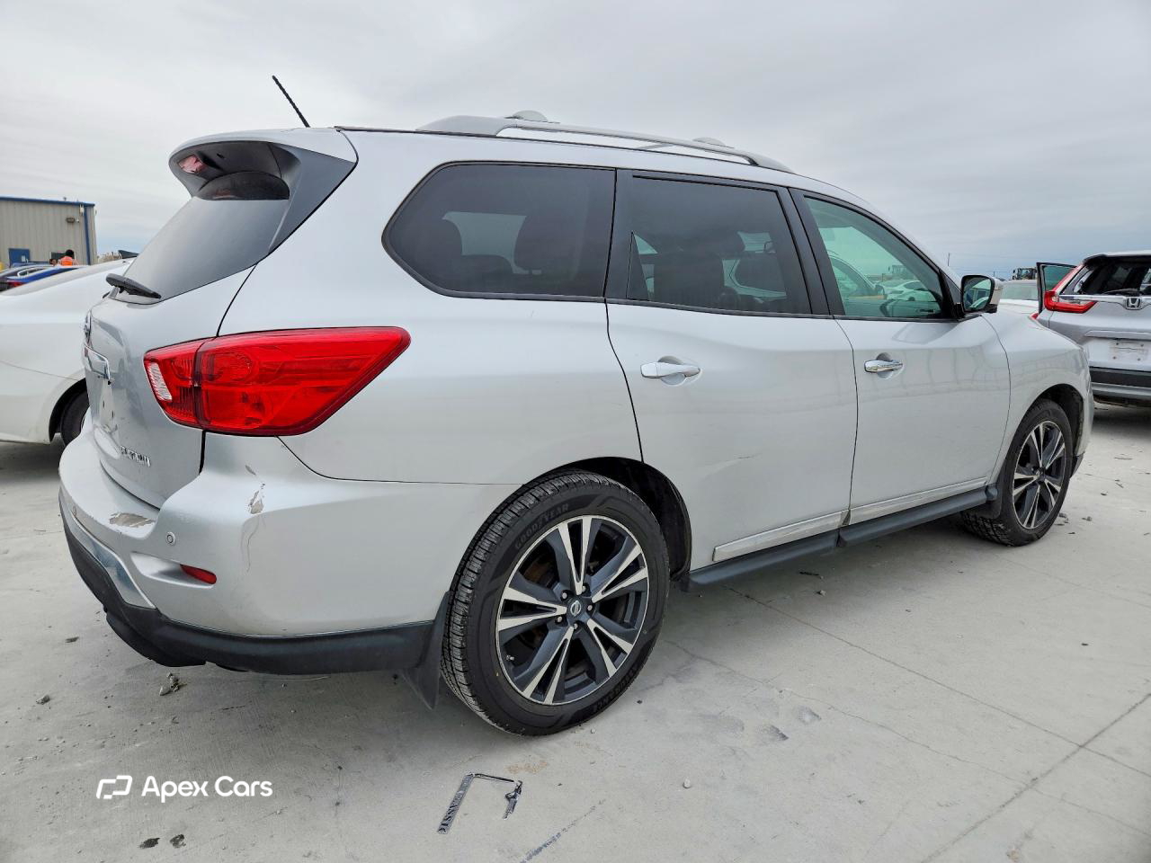 Nissan Pathfinder 2018