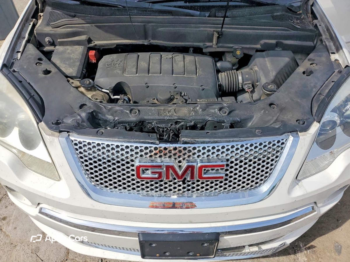 GMC Acadia 2011