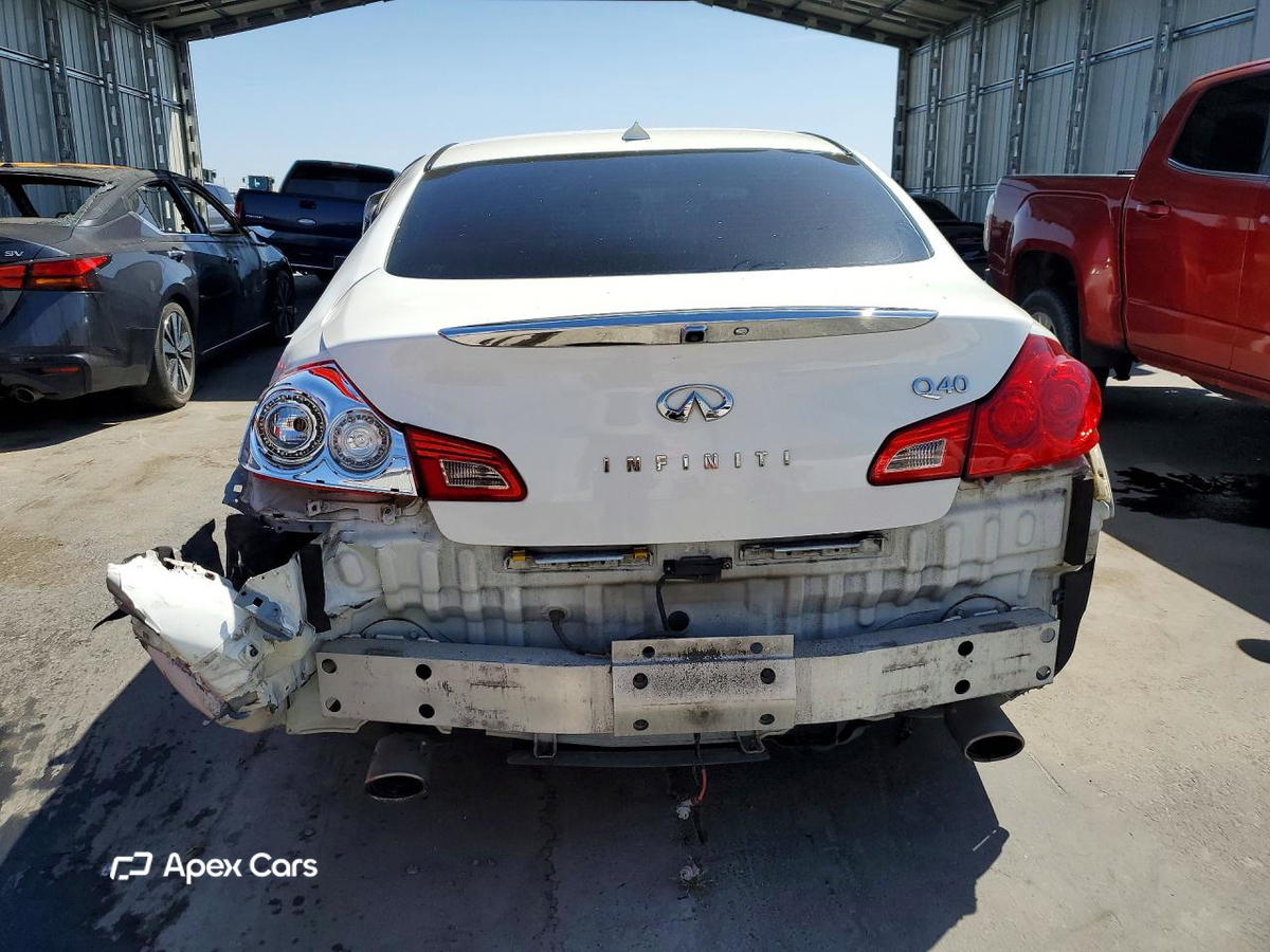 Infiniti Q40 2015
