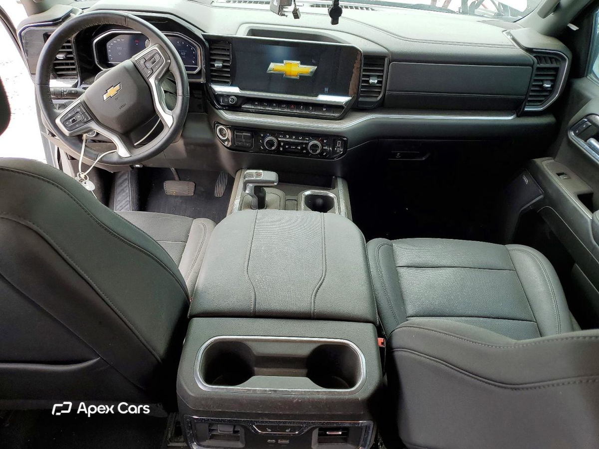Chevrolet Silverado 2023