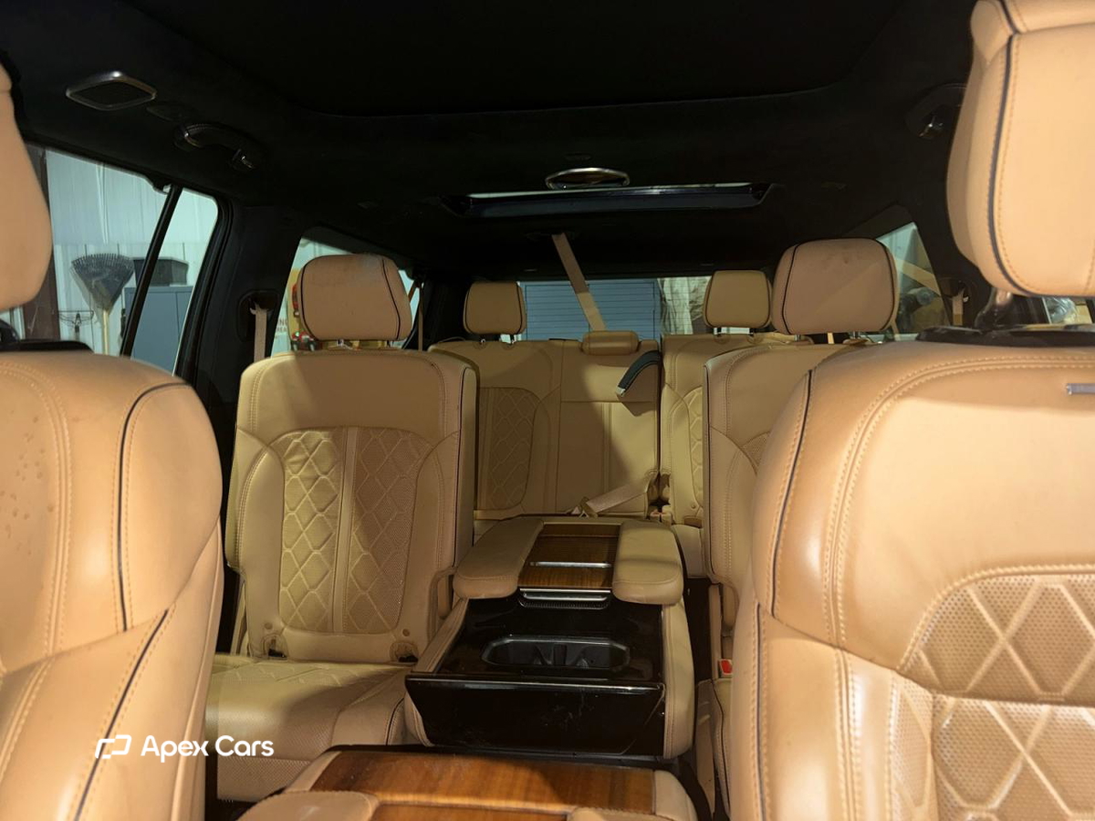 Jeep Grand Wagoneer 2024