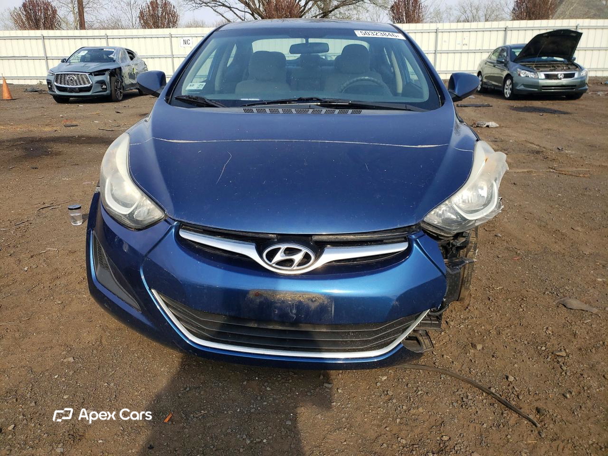 Hyundai Elantra 2016