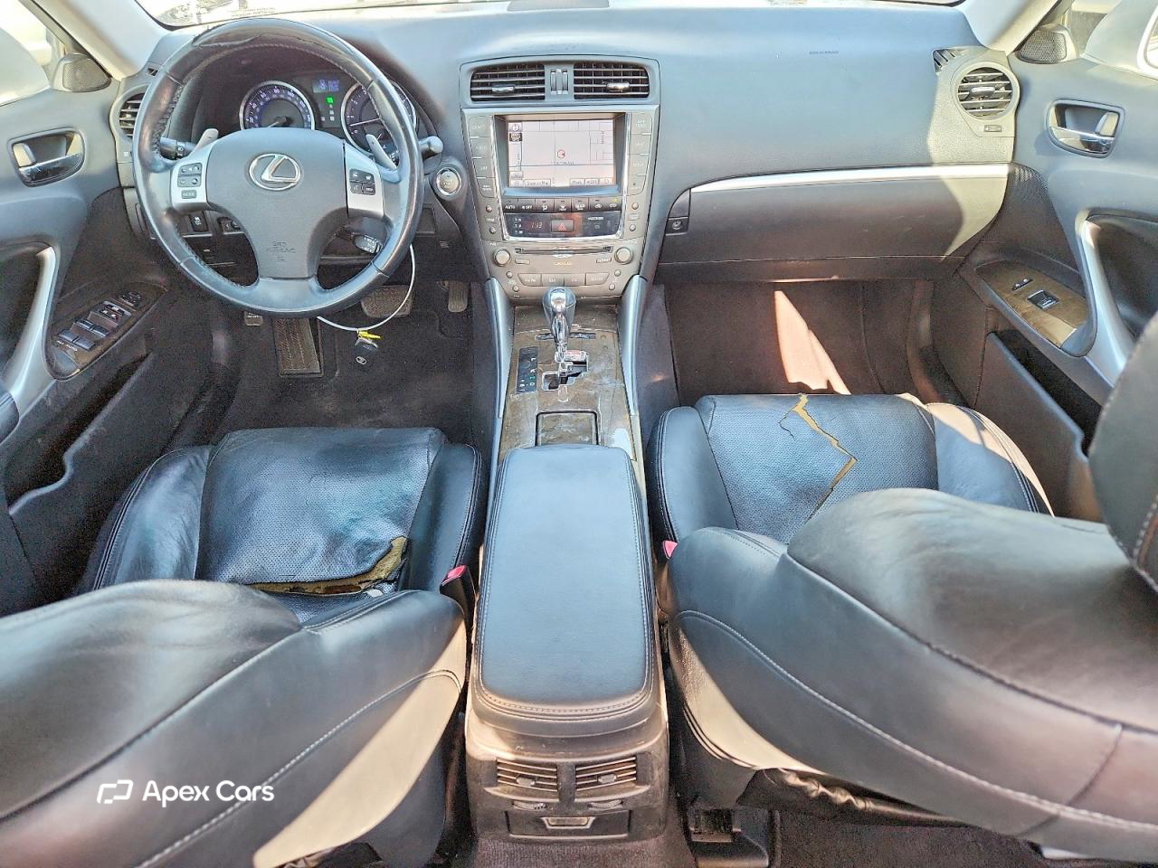 Lexus IS 2012