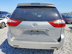 Toyota Sienna 2016