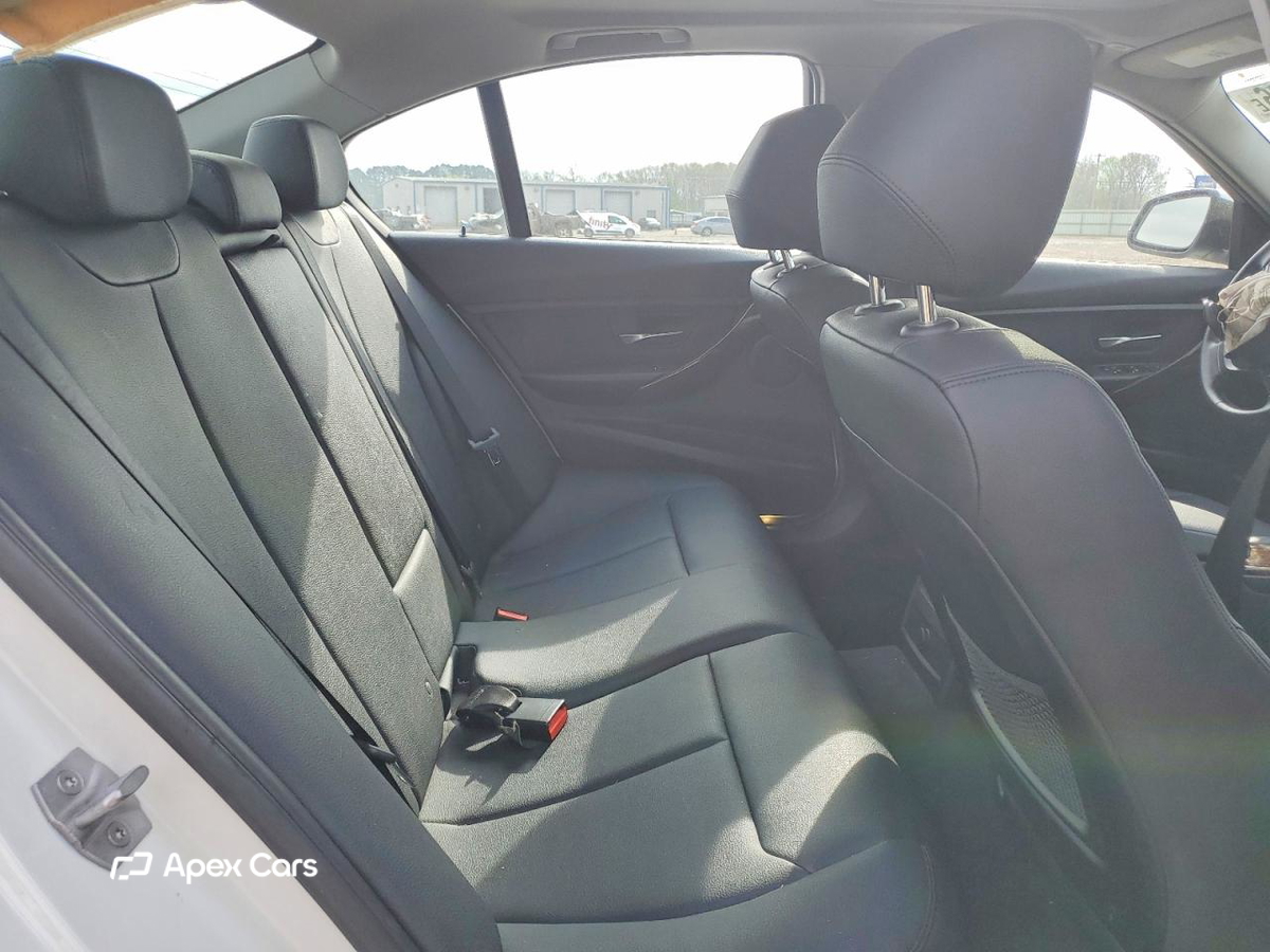 BMW Series 3 2016