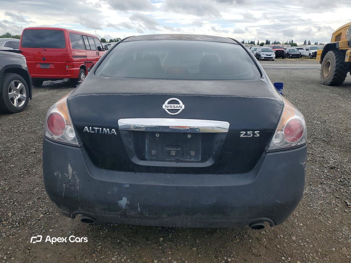 Nissan Altima 2012