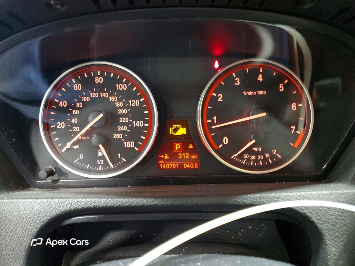 BMW X5 2011
