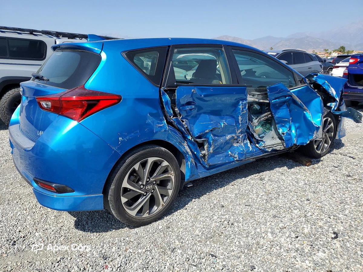 Scion iM 2016