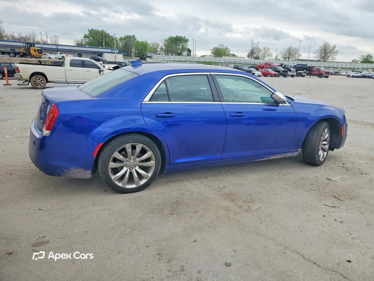 Chrysler 300 2019