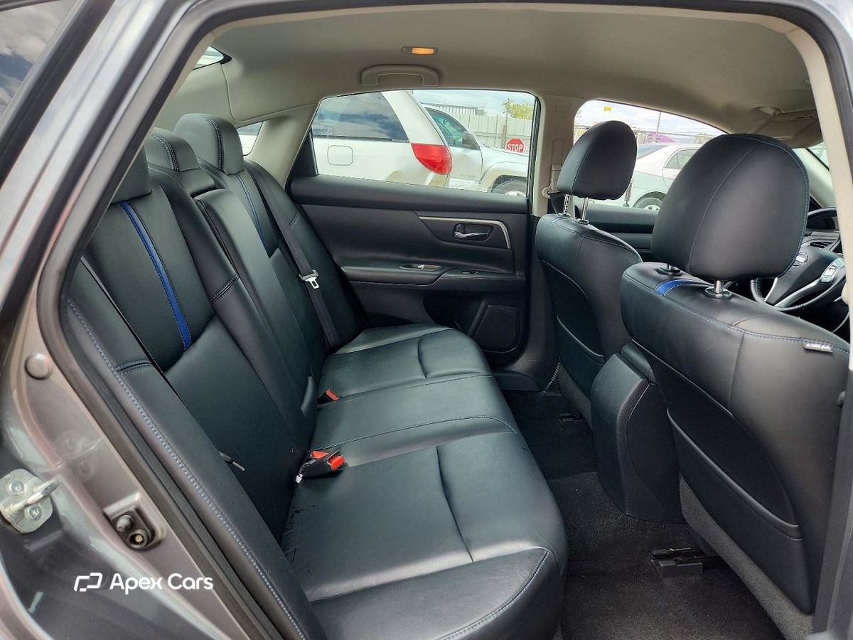 Nissan Altima 2018