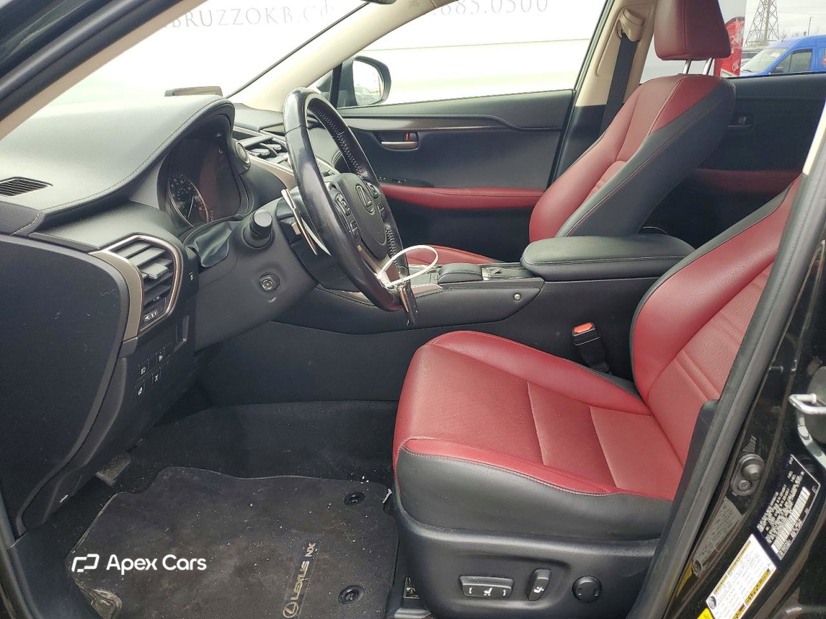 Lexus NX 2021