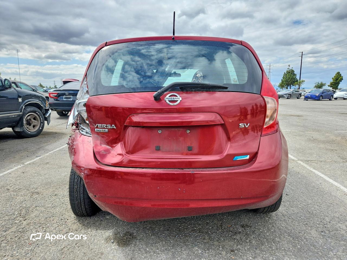 Nissan Versa 2016
