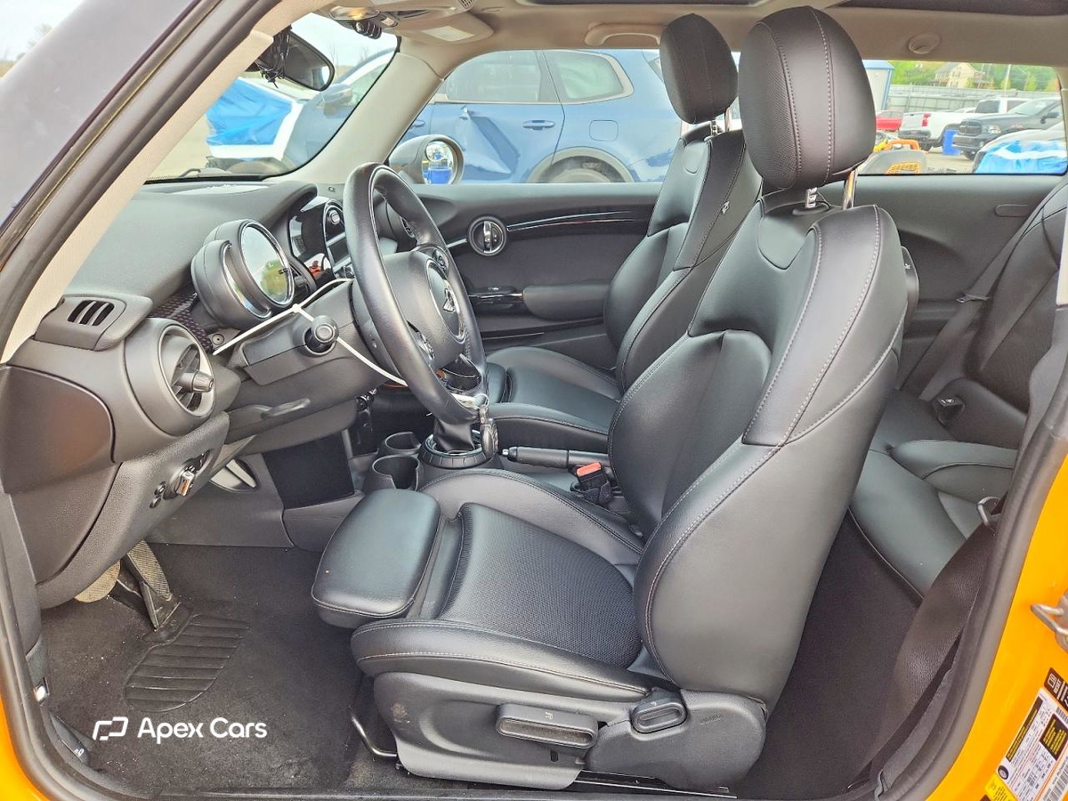 MINI Cooper 2015