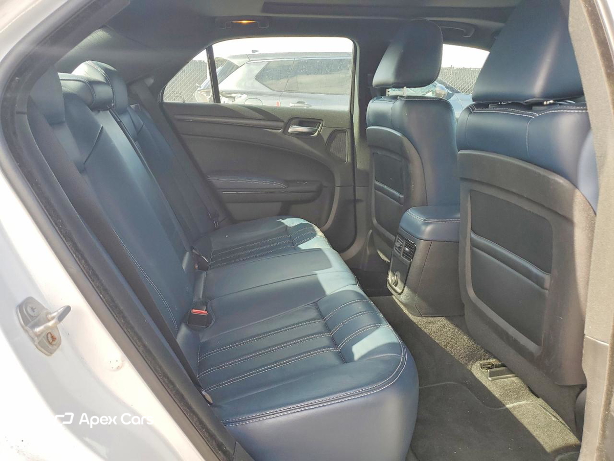 Chrysler 300 2014