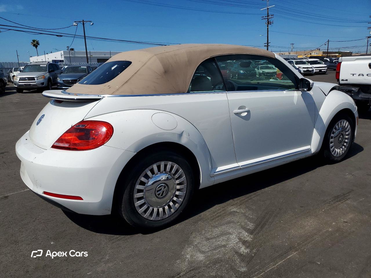 Volkswagen Beetle 2013