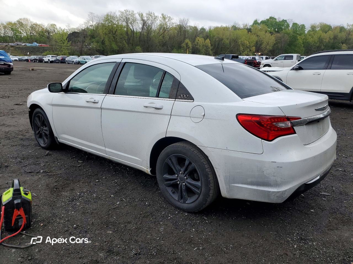 Chrysler 200 2013