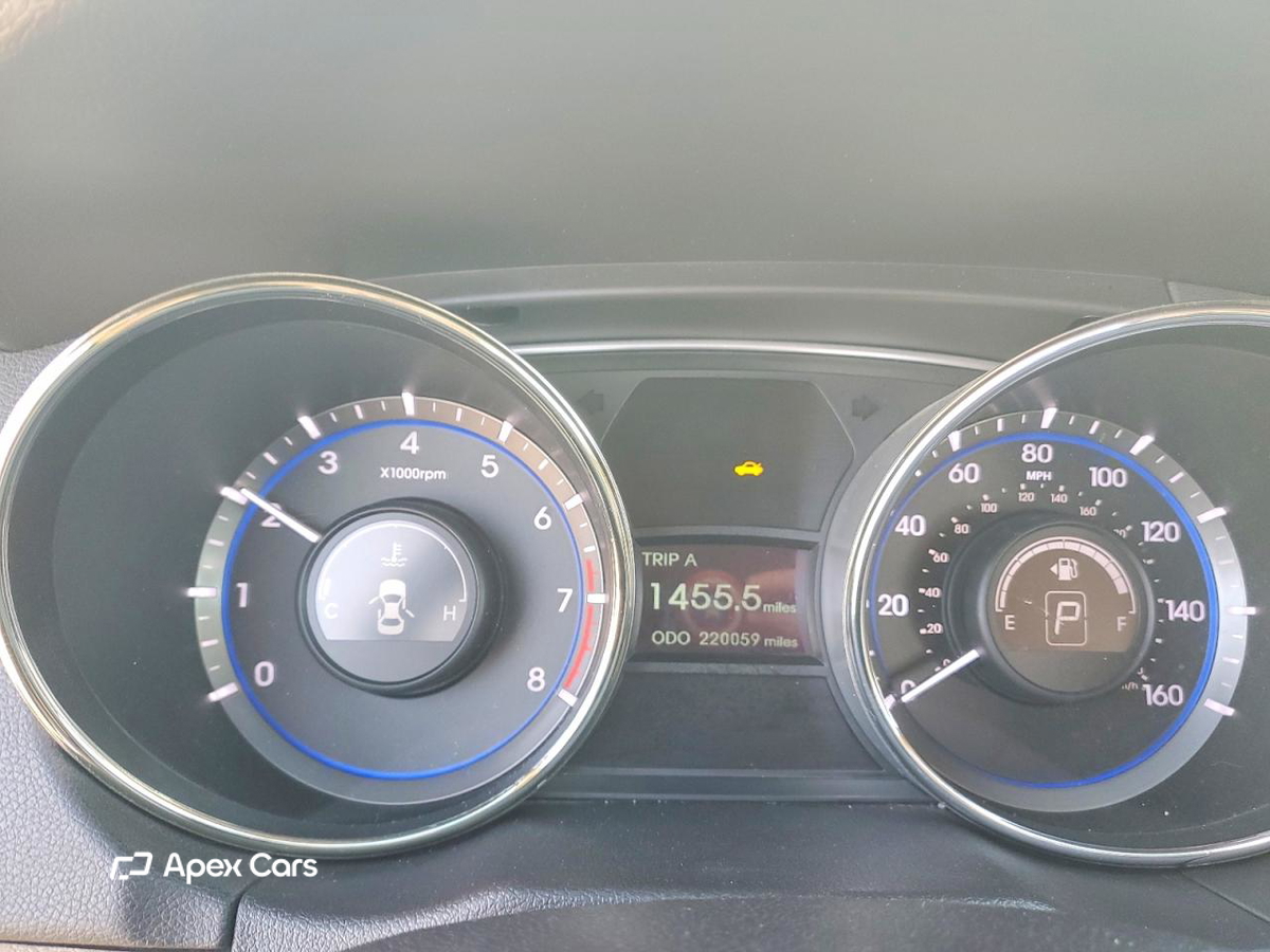 Hyundai Sonata 2011