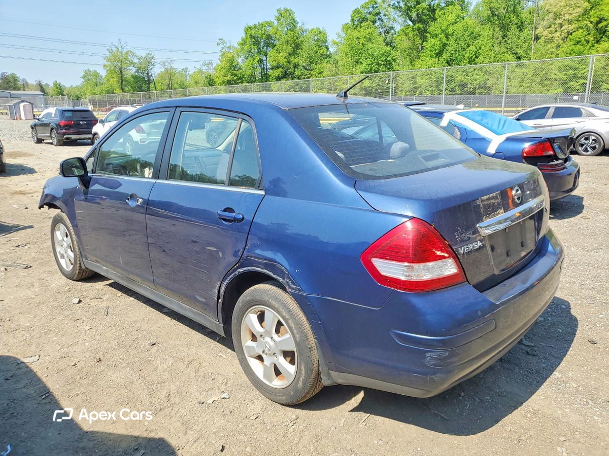 Nissan Versa 2007