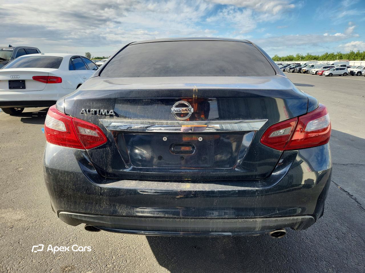 Nissan Altima 2018