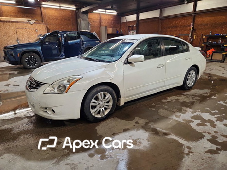 Nissan Altima 2011 - Image 1 of 12