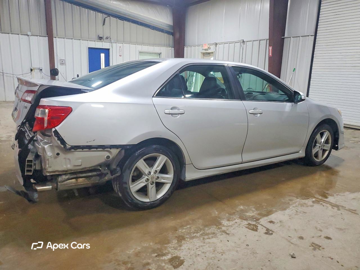 Toyota Camry 2012