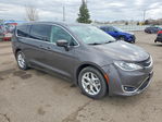 Chrysler Pacifica 2017