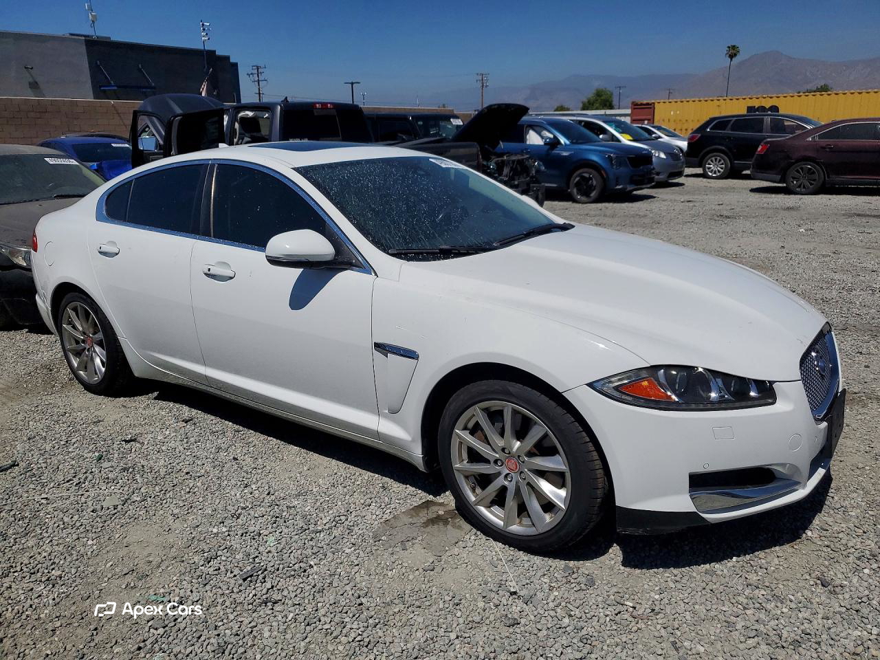Jaguar XF 2015
