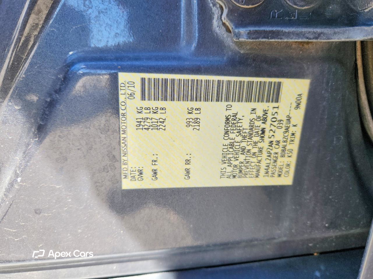 Nissan Altima 2010