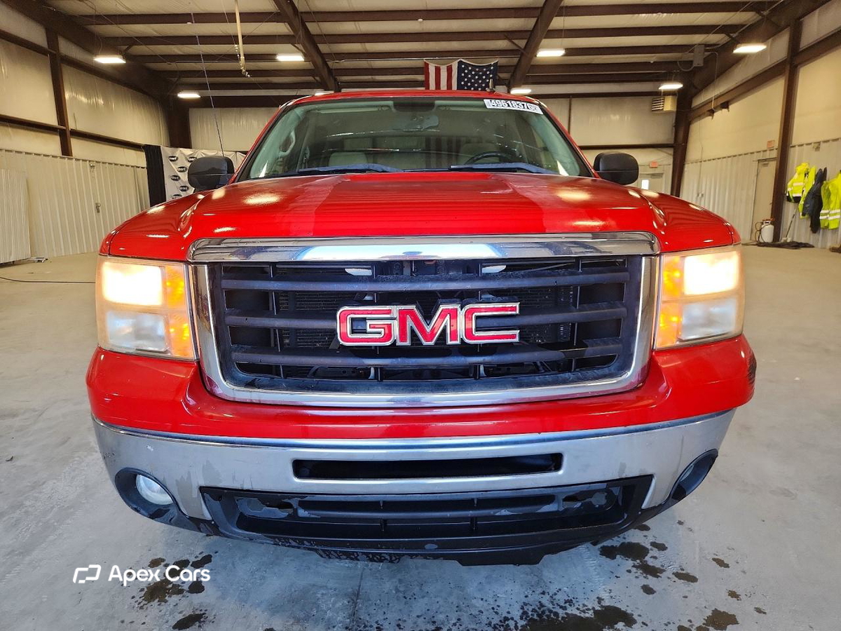 GMC Sierra 2011