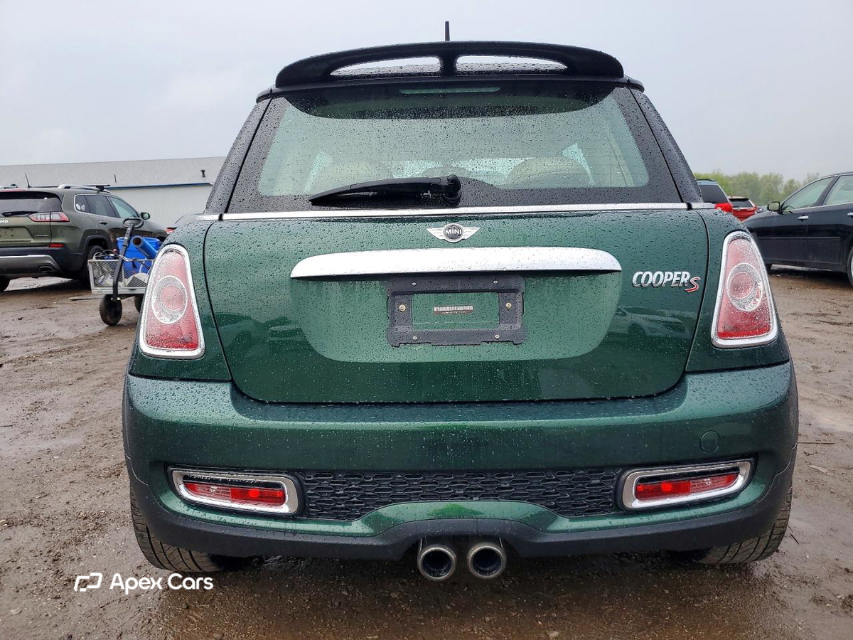 MINI Cooper 2011