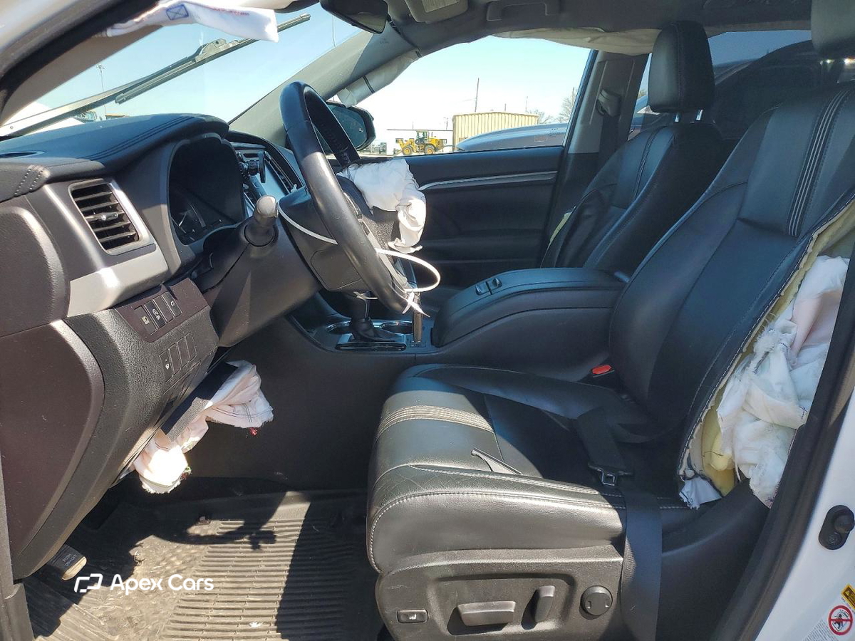 Toyota Highlander 2018