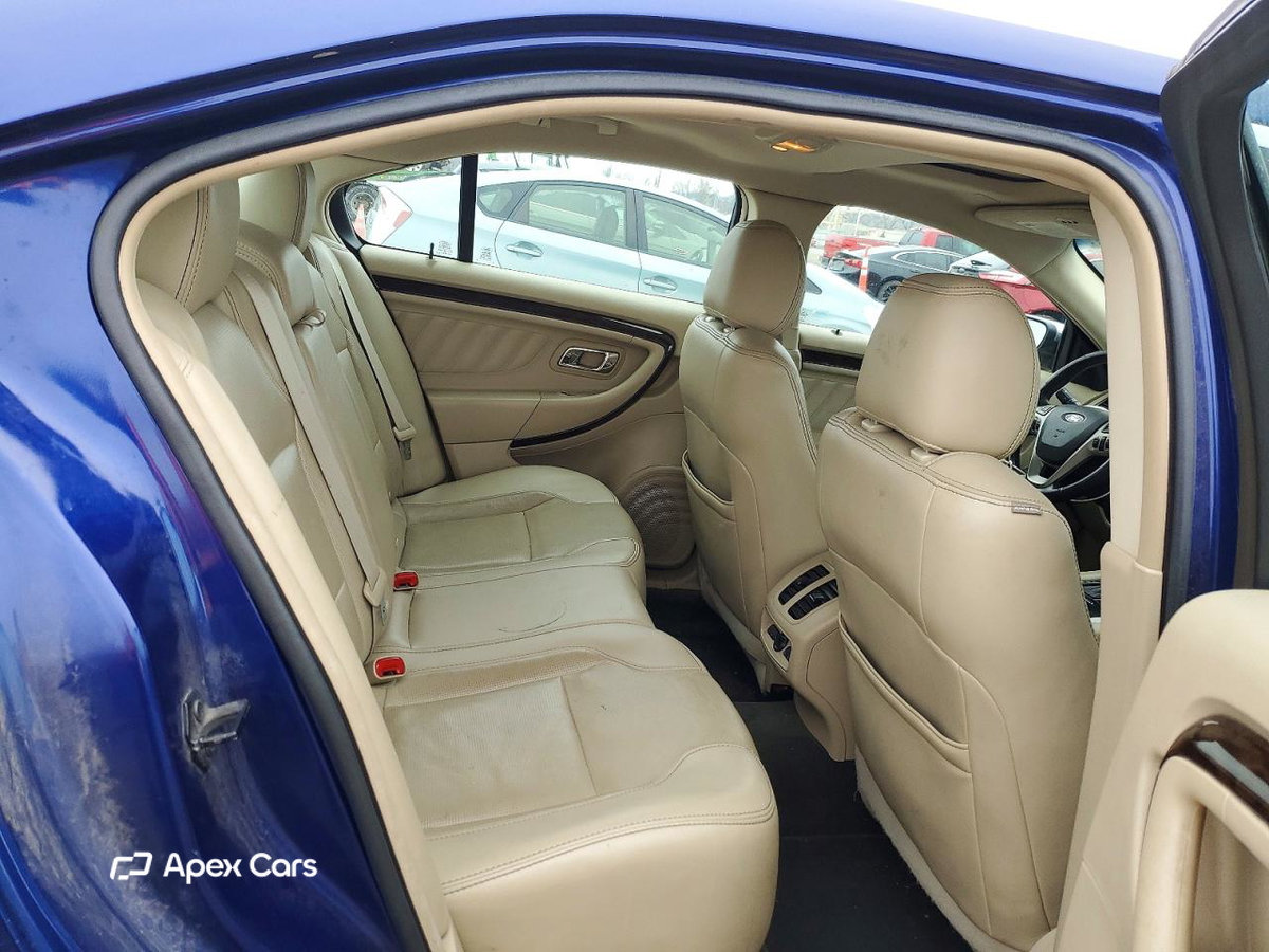 Ford Taurus 2014