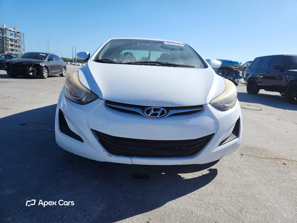 Hyundai Elantra 2016