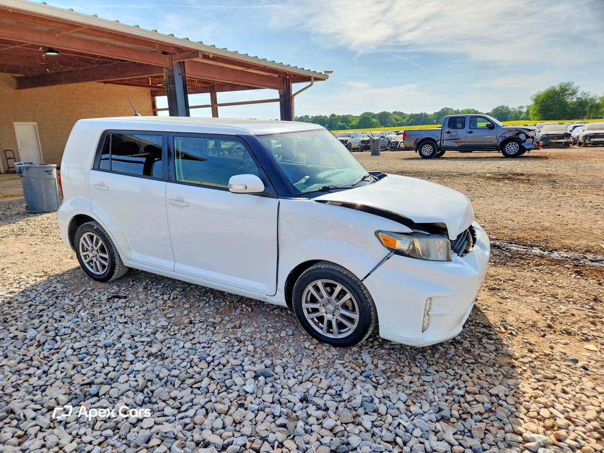 Scion xB 2015