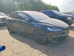 Tesla Model X 2022
